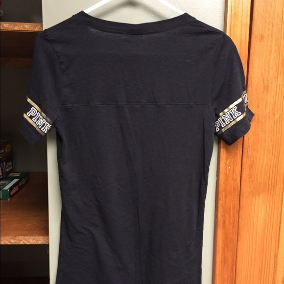 Top - Picture 2 of 2